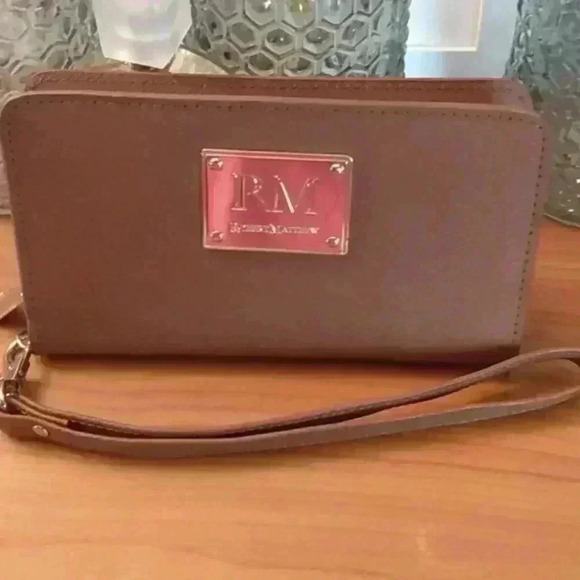 Robert Matthew tan leather clutch wallet New - Picture 1 of 5